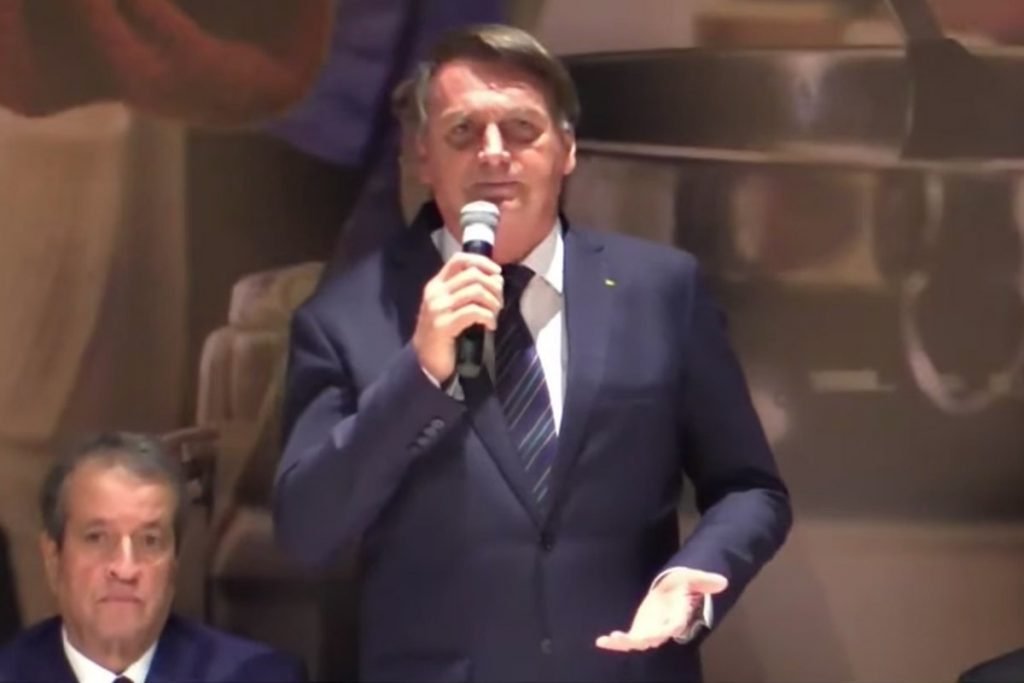 Bolsonaro se filia ao PL
