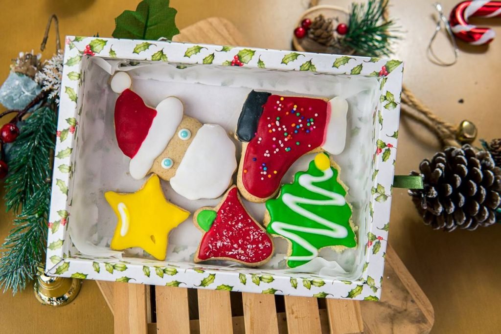 Na foto, biscoitos de Natal decorados