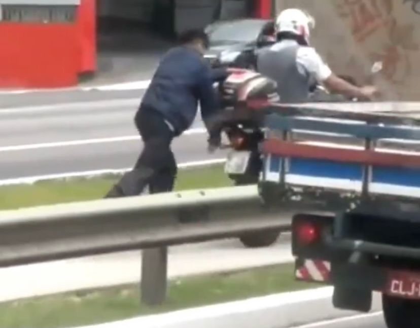 sp jovem algemada moto pm