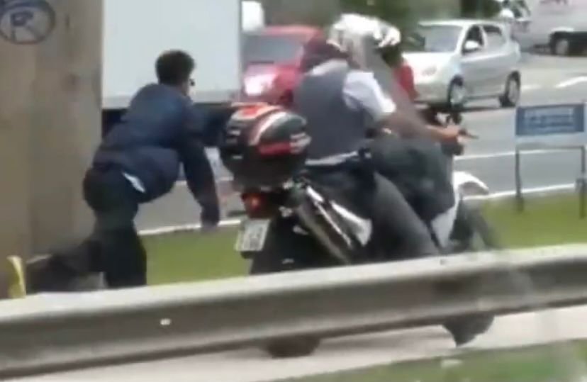 sp jovem algemada moto pm