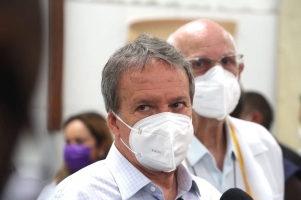Secretário municipal de Saúde de São Paulo, Edson Aparecido