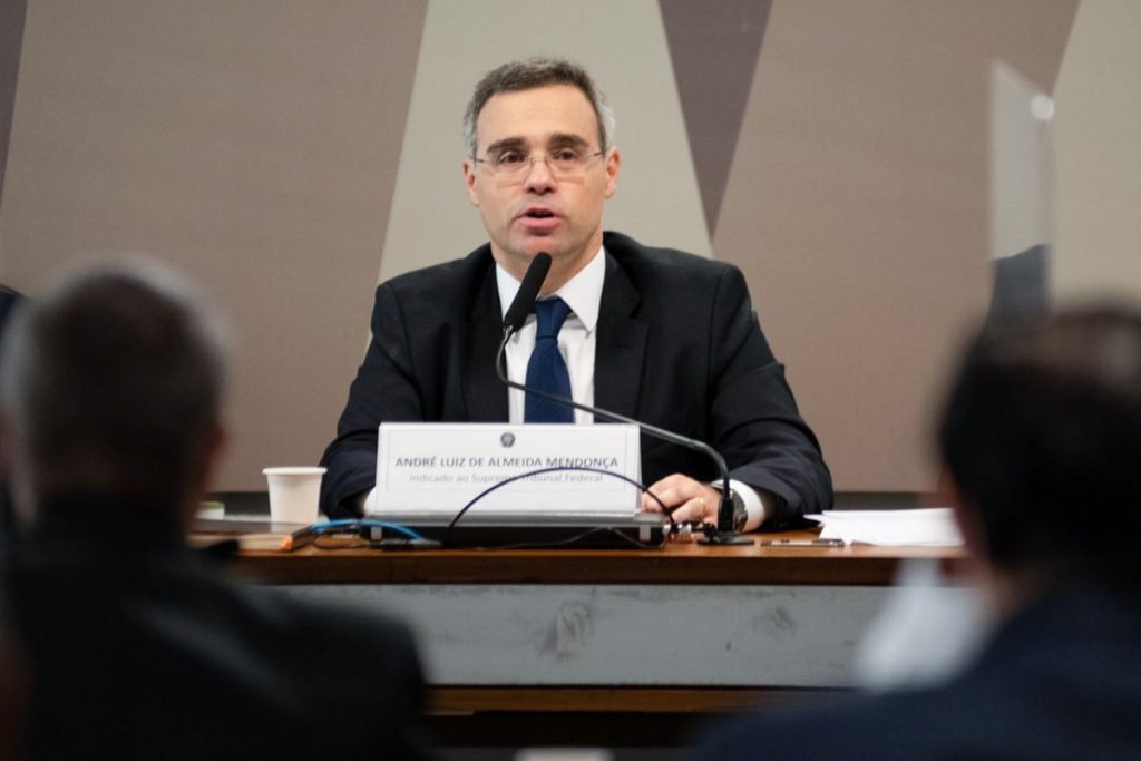 André Luiz de almeida Mendonça