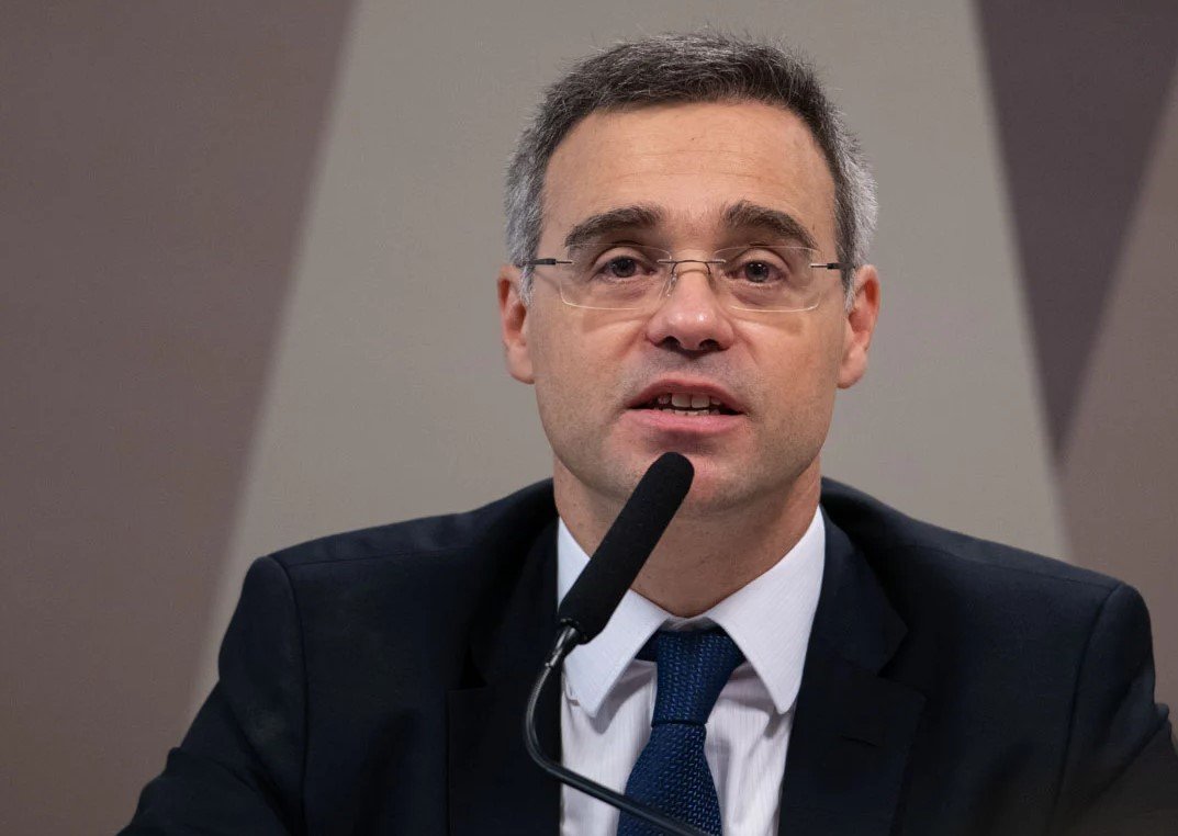 André Mendonça diz esperar que não haja “perseguição” contra Bolsonaro Metrópoles André Mendonça diz esperar que não haja “perseguição” contra Bolsonaro Metrópoles