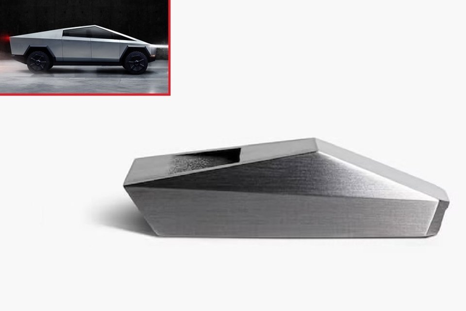 Depois do paninho da Apple, é a vez do apito da Tesla