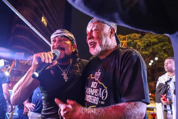 Bell Marques foi uma das atrações da festa