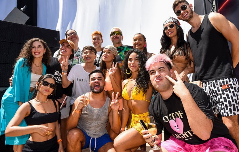 Influencers em evento do Alok