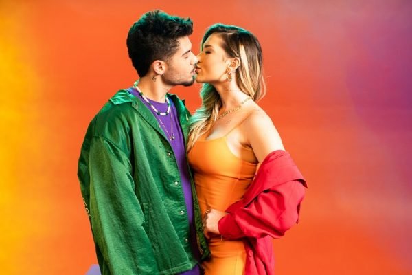 Virgínia e Zé Felipe estreiam como apresentadores da MTV