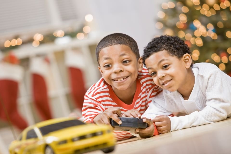 Noite feliz! 10 divertidos brinquedos de Natal para crianças de 7 anos |  Metrópoles