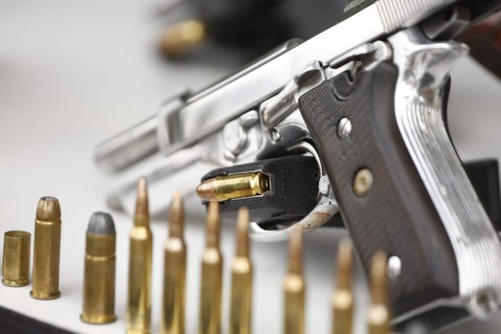 pistola arma munição cod pm mortos araçu goias