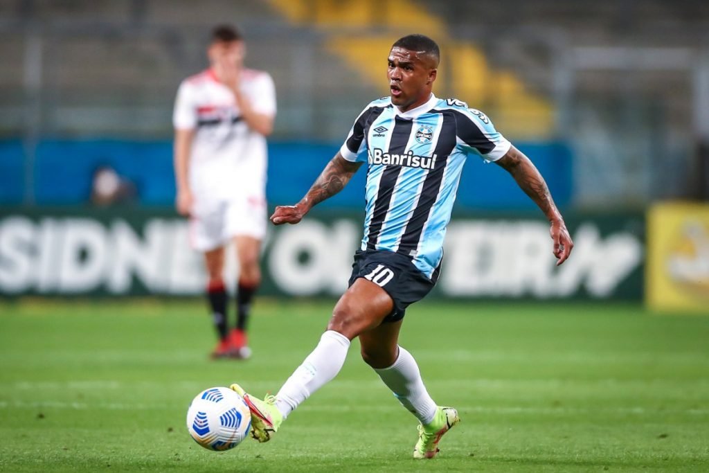 Los Angeles Galaxy anuncia contratação de Douglas Costa, futebol  internacional