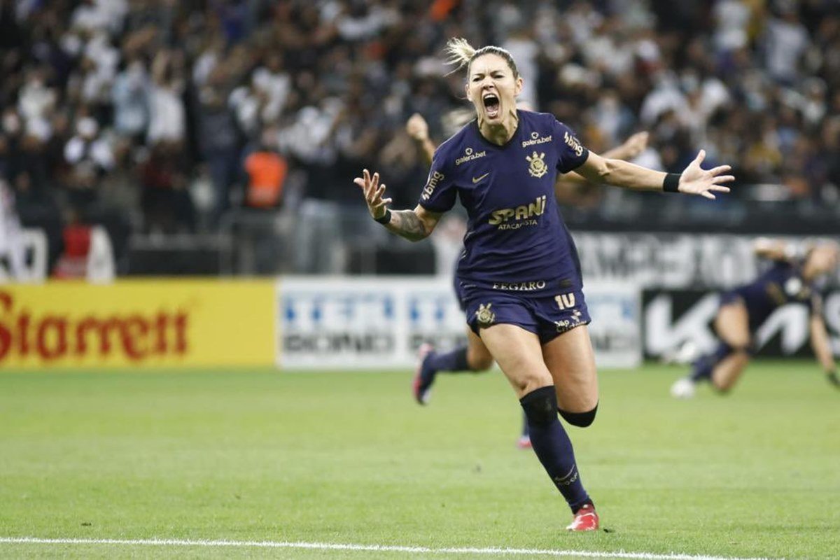 Corinthians bate São Paulo e fica com o Campeonato Paulista Feminino