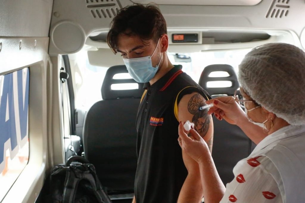 Van vacina itinerante goiania goias covid