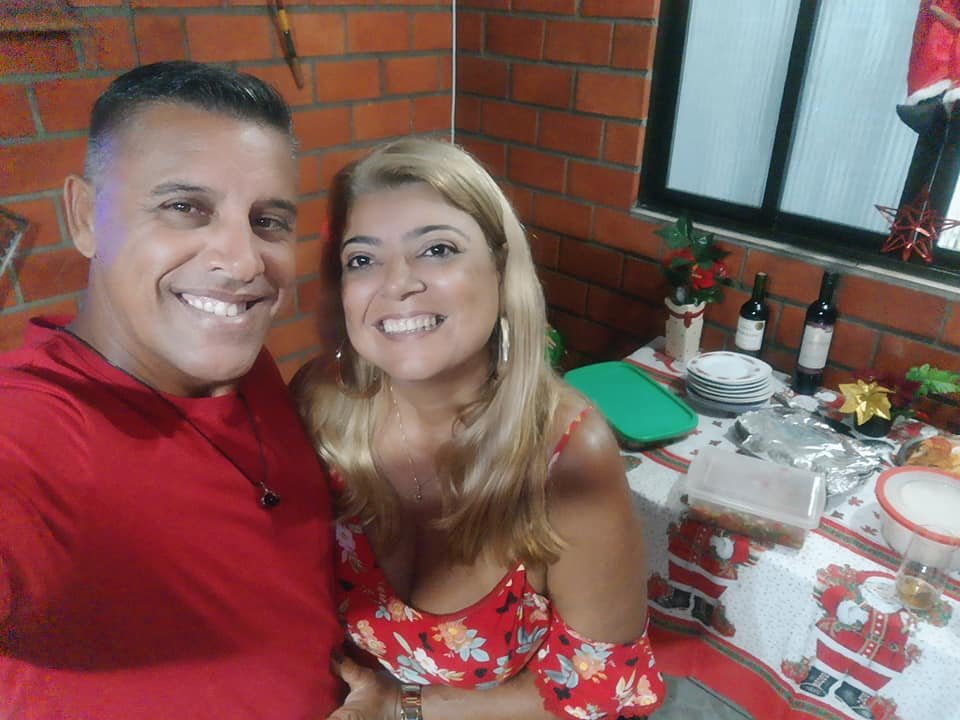 Carlos Alberto de Abreu, de 50 anos, é suspeito de ter assassinado sua namorada Sandra Ribeiro, de 53 anos