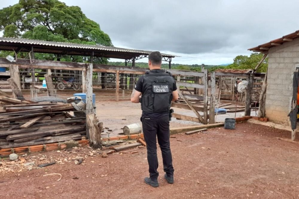Homicidio Suicidio Caseiro Fazendeiro Goias