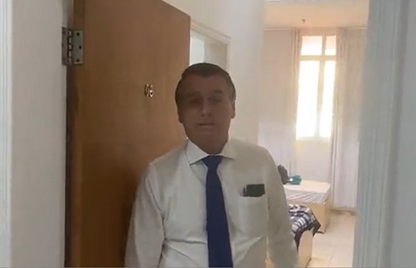 Bolsonaro ironiza pagamento da diária de R$ 80 no cartão corporativo