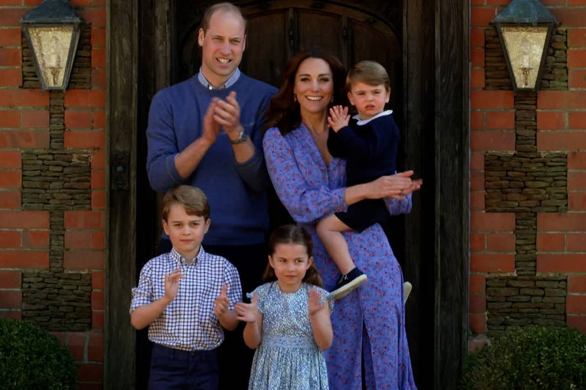 Príncipe William, Kate Middleton, Charlotte, Louis e George