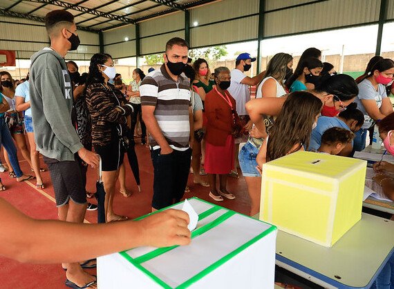 Escola compartilhada DF