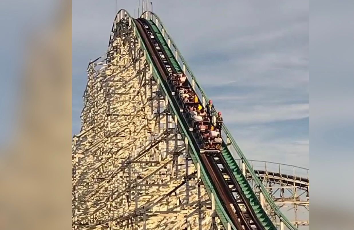 La Tour Eiffel, Hopi Hari, Elevador de 69 metros de altura.…