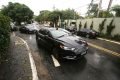 O presidente Jair Bolsonaro (PL), chega com a comitiva presidencial para um almoço com Silvio Santos em sua casa no Morumbi, zona sul de São Paulo, nesta tarde de quarta-feira, 15. Foto: Fábio Vieira/Metrópoles