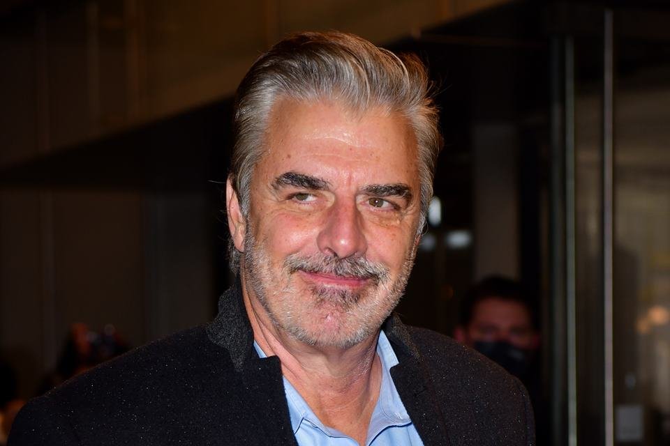 Ator Chris Noth é Demitido De Série Após Acusações De Assédio Sexual Metrópoles