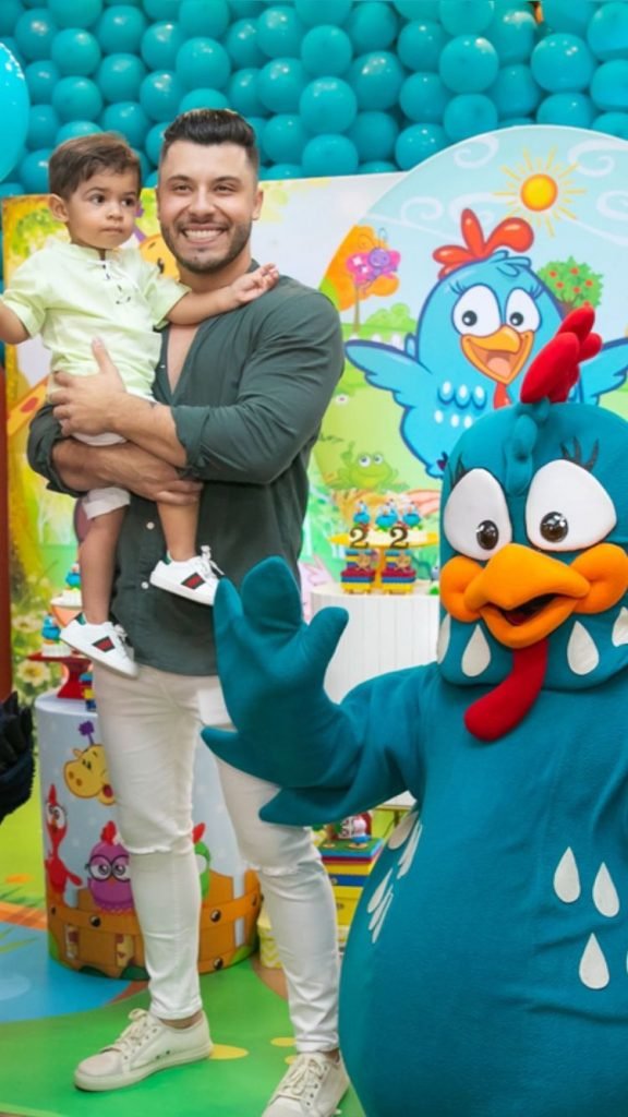 Leo, filho de Murilo Huff e Marília Mendonça, em seu aniversário de 2 anos