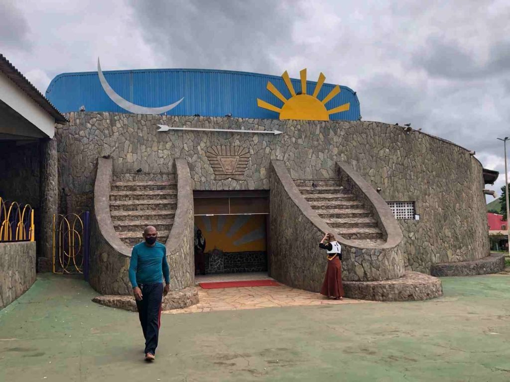 entrada do Templo Sagrado