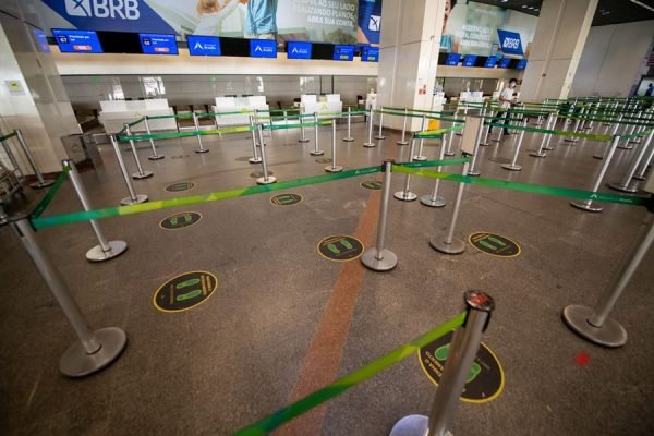 Itapemirim descarecterizou os guichês no aeroporto JK ainda na noite de sexta-feira