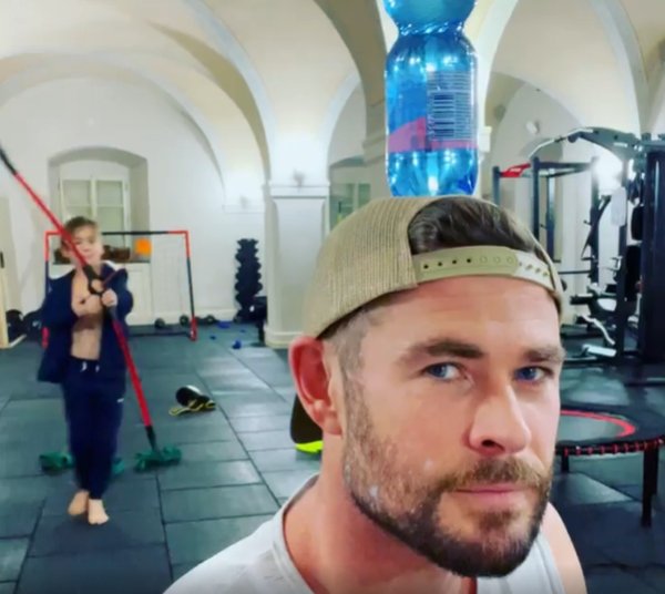 Chris Hemsworth, o Thor, pode se aposentar por risco de Alzheimer