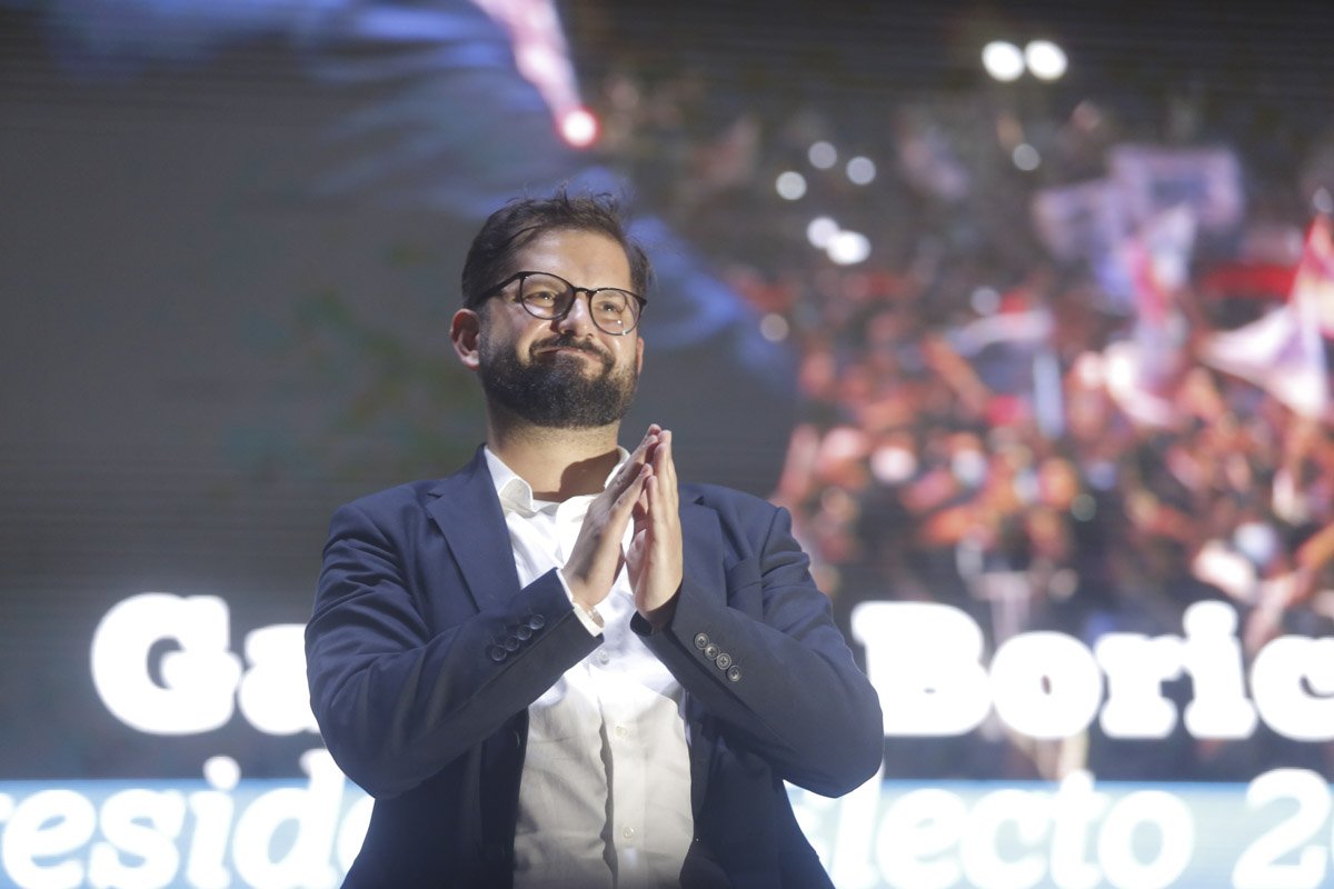 Ex-líder estudantil, Boric assume Presidência do Chile nesta sexta