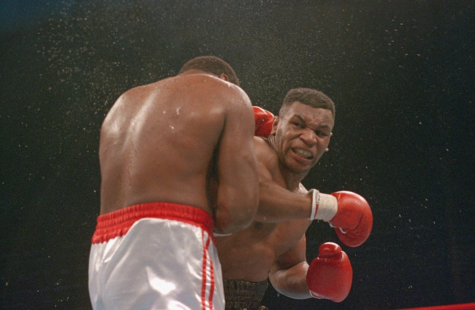 Foto colorida de Mike Tyson