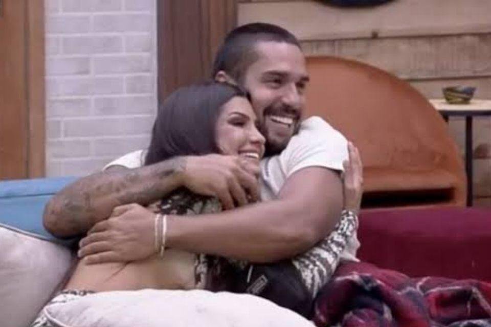 Marina Ferrari e Bil Araújo na Fazenda 13