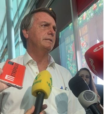 Bolsonaro sobre férias: 'Espero não ter que retornar antes