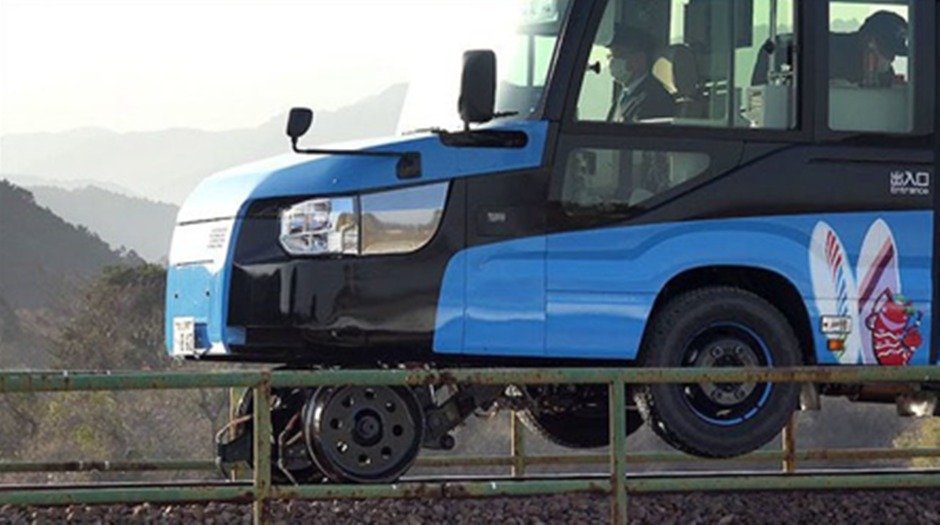 Conheça o DMV, veículo híbrido que é ônibus e trem ao mesmo tempo
