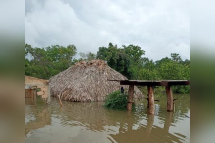Fortes chuvas que atinge Cavalcante (GO), na Chapada dos Veadeiros, isolados moradores