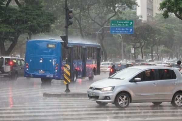 BH tem novos alertas de risco devido às chuvas fortes