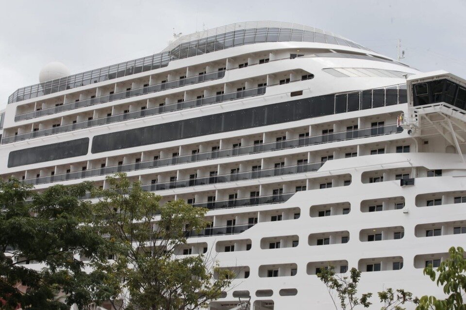 Passageiros do navio MSC Preziosa desembarcaram no Rio de Janeiro nesse domingo (2/1)