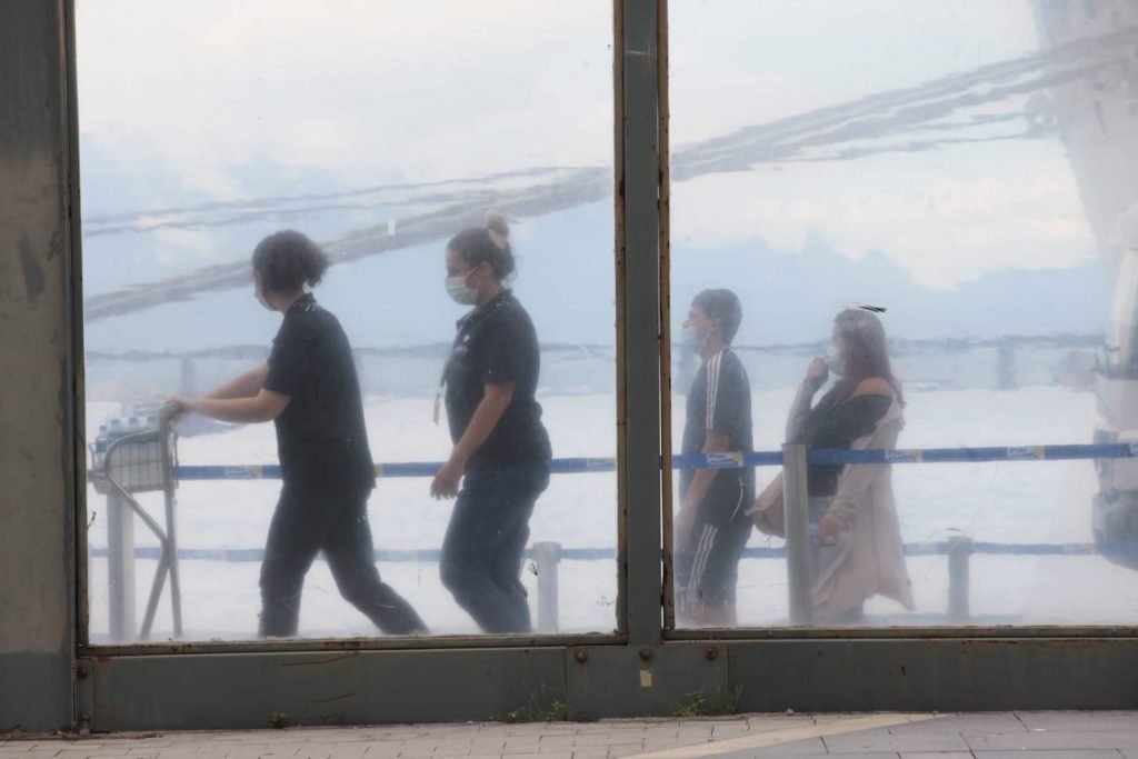 Navio Navio da MSC Cruzeiros Preziosa que está parado no porto do Rio de Janeiro em quarentena por surto de COVID 1Navio Navio da MSC Cruzeiros Preziosa que está parado no porto do Rio de Janeiro em quarentena por surto de COVID