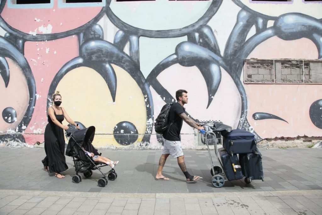 Navio Navio da MSC Cruzeiros Preziosa que está parado no porto do Rio de Janeiro em quarentena por surto de COVID 1Navio Navio da MSC Cruzeiros Preziosa que está parado no porto do Rio de Janeiro em quarentena por surto de COVID