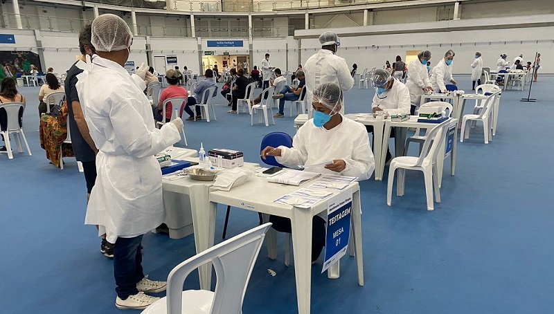 Prefeitura do Rio montou uma tenda para realizar testes de Covid-19 na Arena Carioca, no Parque Olímpico