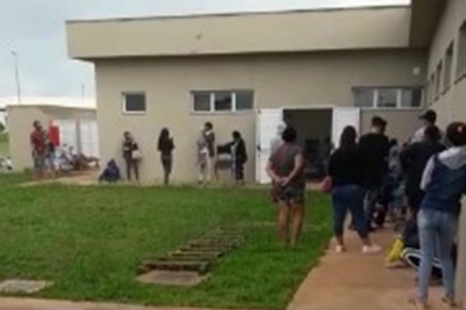 Pacientes na UBS de Ceilândia