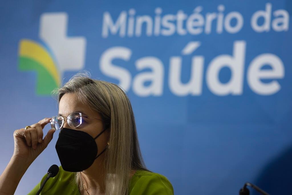 Rosana Leite de Melo, secretária extraordinária de enfrentamento à COVID-19 e o Ministro da Saúde, Marcelo Queiroga, anuncia durante coletiva de imprensa nesta quarta-feira 5:01, a inclusão de crianças de 5 a 11 anos contra covid 19 7