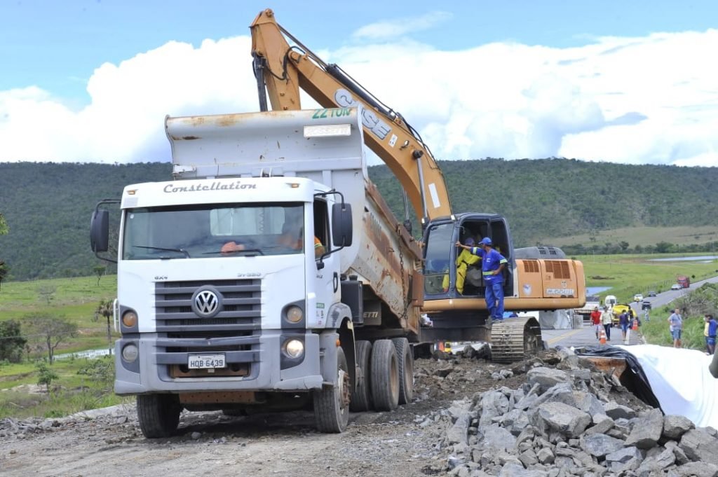 goias rodovia chapada parcialmente liberada
