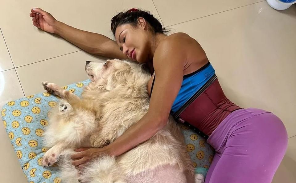 Gracyanne Barbosa e Bela