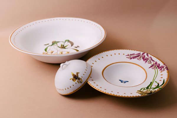 Conjunto para risoto com um bowl, prato fundo e tampa