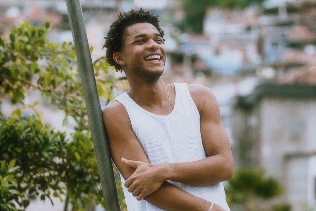 Juan Paiva, o Ravi, de Um Lugar Ao Sol