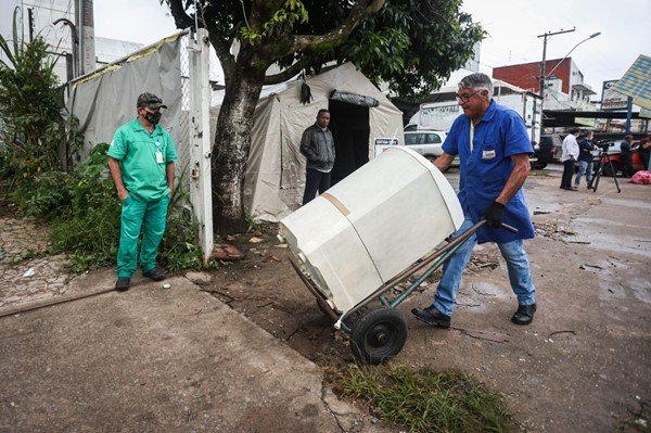 doações para os atingidos pelo desabamento em Taguatinga