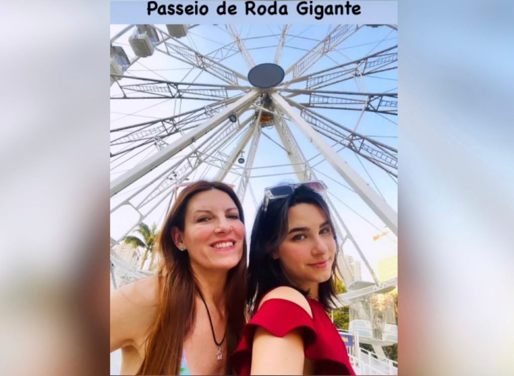 A jovem Valentina Boscardin, filha única de Marcia Boscardin, era modelo e morreu na madrugada desta segunda-feira (10/1)