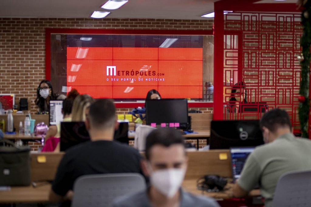 redacao metropoles jornalistas site premiados brasil