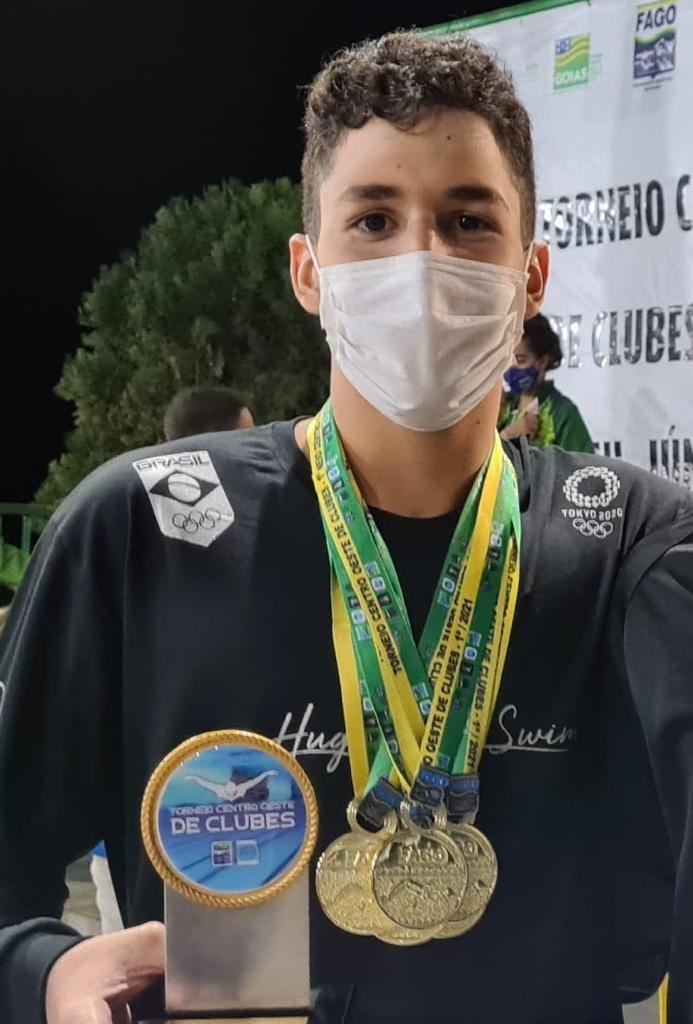 Pedro Henrique nadador