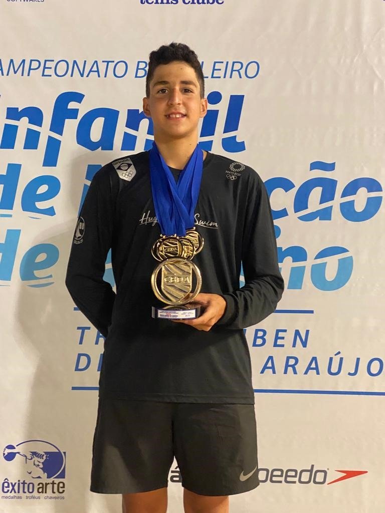 Pedro Henrique nadador